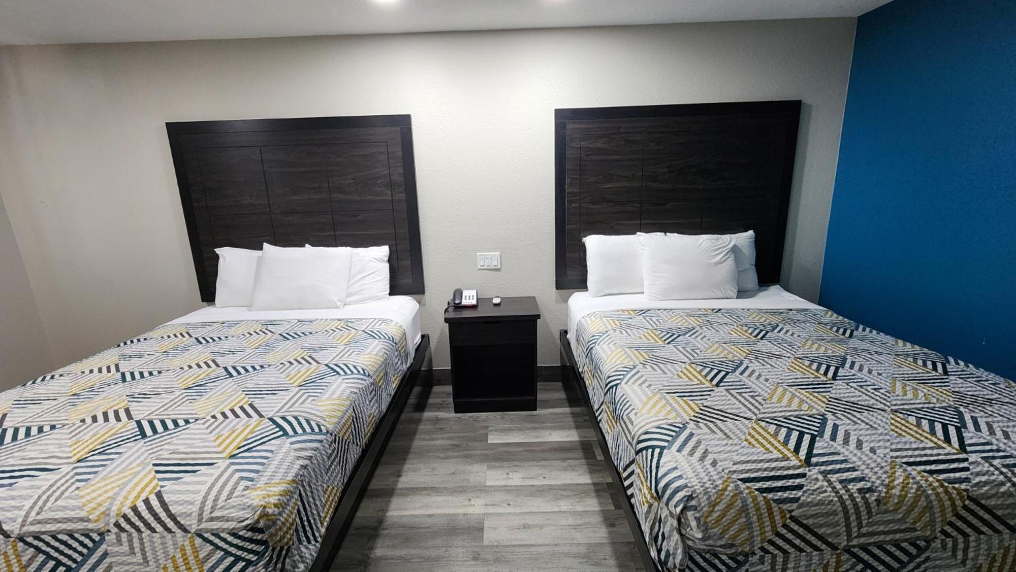 Scottish Inn & Suites Wharton Luaran gambar